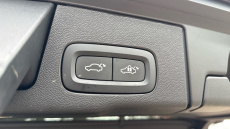 Volvo XC60 2.0 B5P Ultimate Dark 5dr AWD Geartronic Petrol Estate